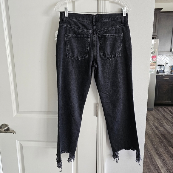 Free People Maggie Mid Rise Washed Black Distressed Straight Leg Crop Jeans - Picture 6 of 9